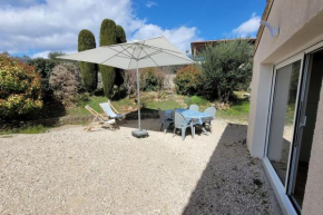 Charmant T2 rénové avec Jardin